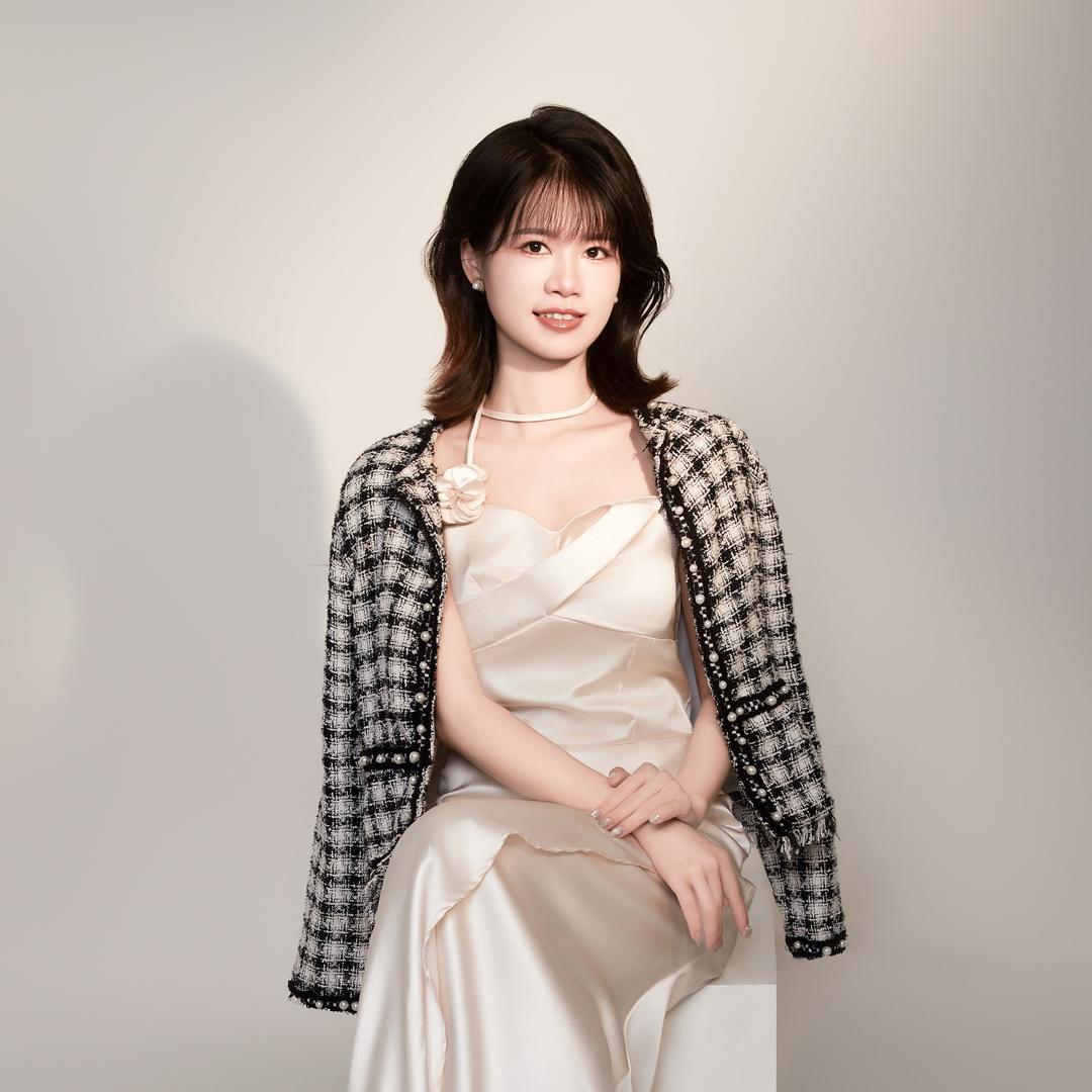 揭西秀后婚礼美学