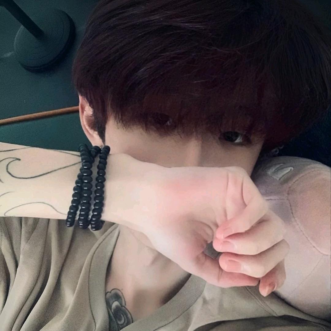 小林不帅了