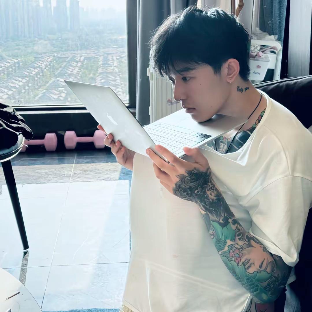 王主任