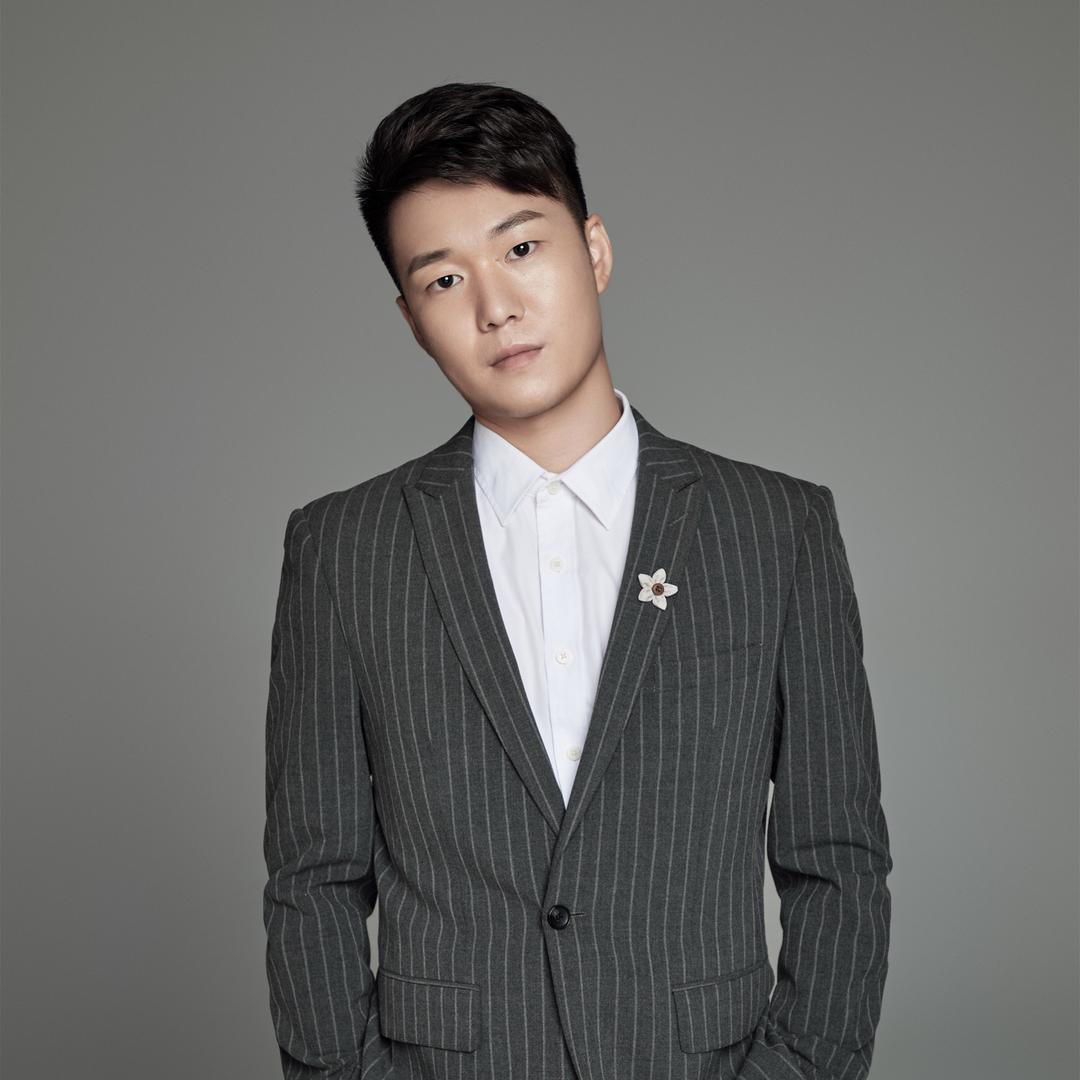 蔚然艺术教育～笑然