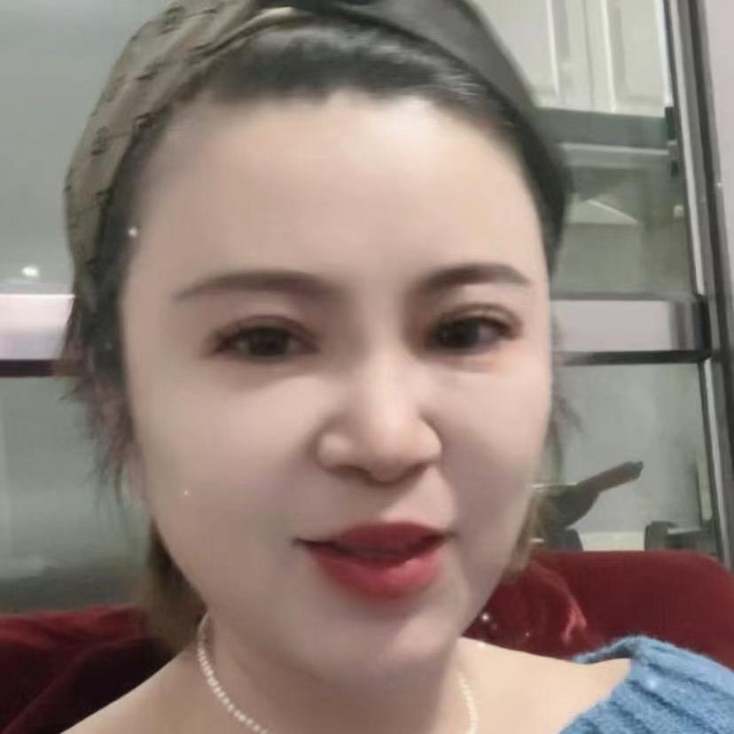 高淳顶绣女人