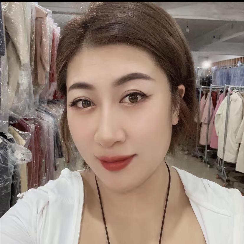 一姐羽绒服源头工厂