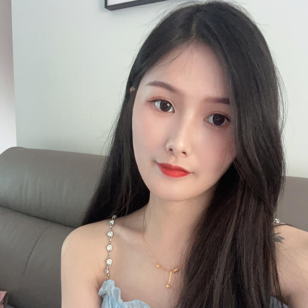 小玲同学