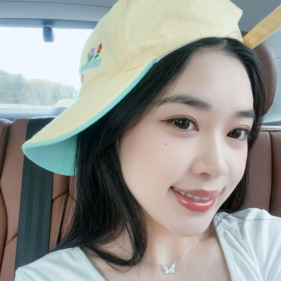 @小鲸鱼🐟
