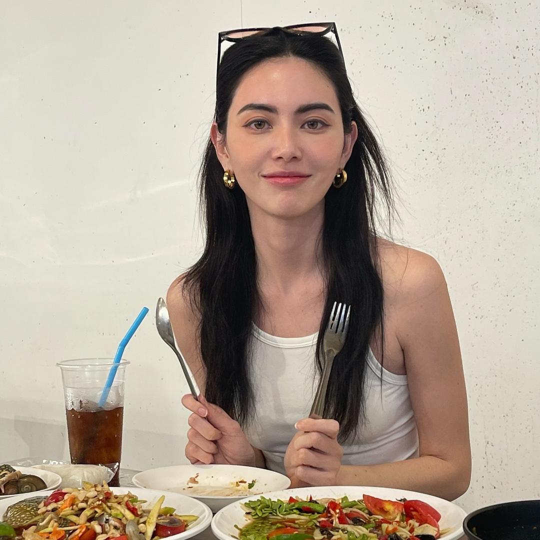 怕把自己给帅死