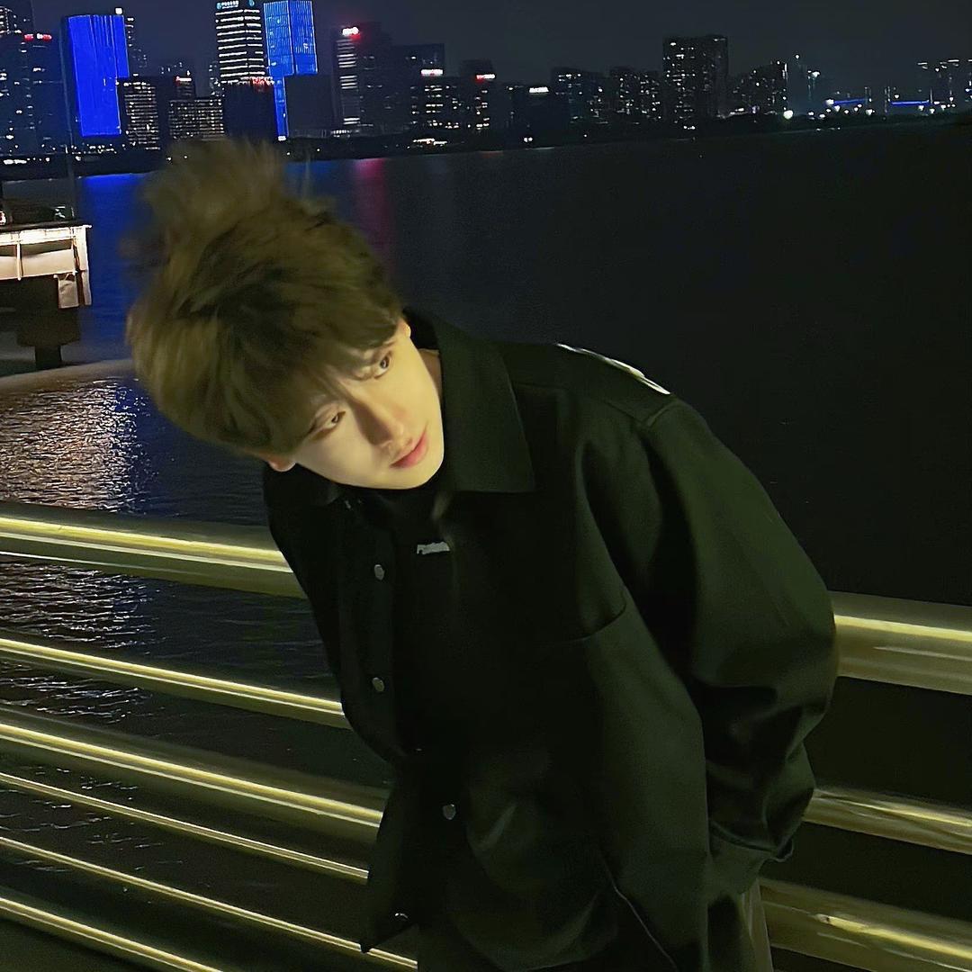 @纵一伟👈🏽
