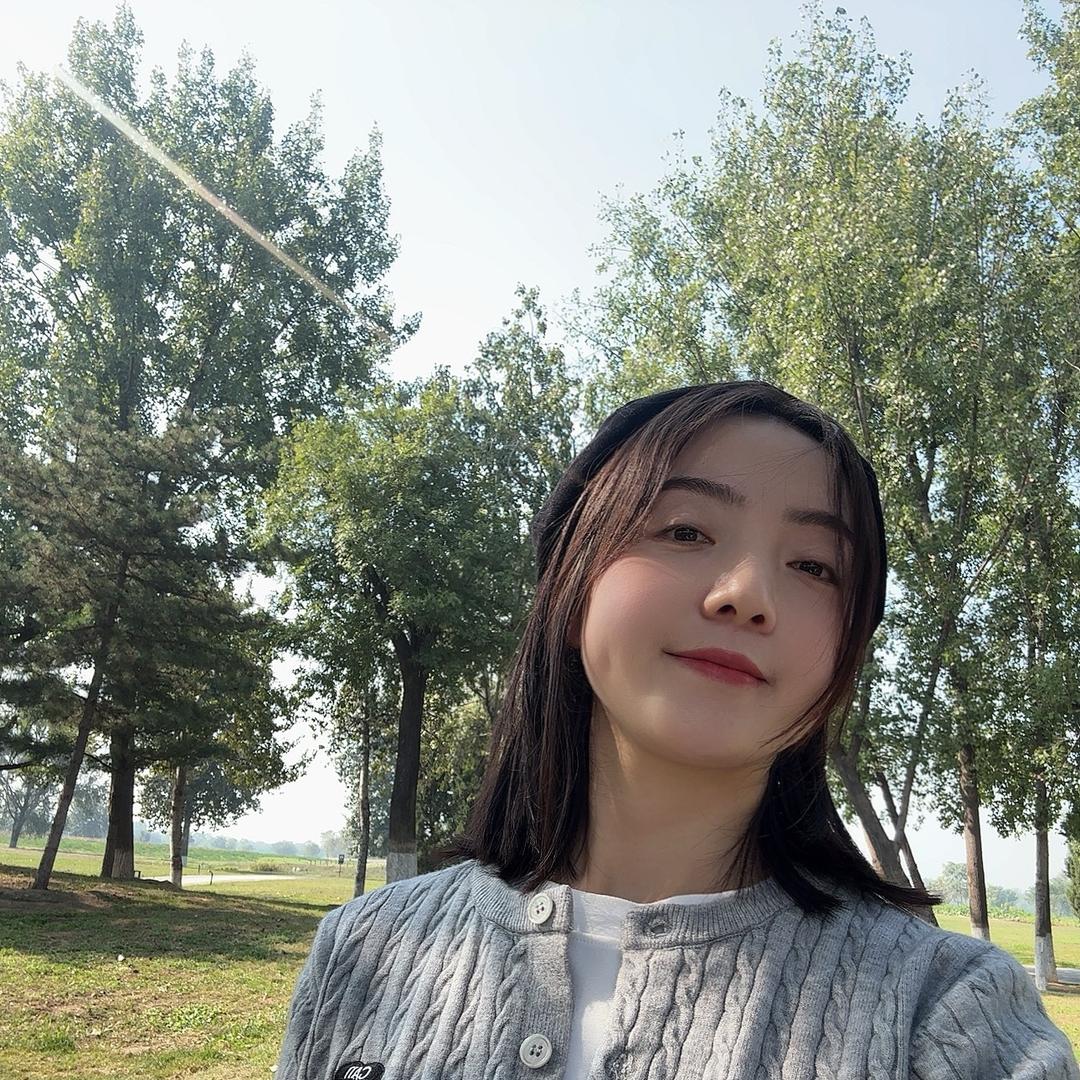 左右✅
