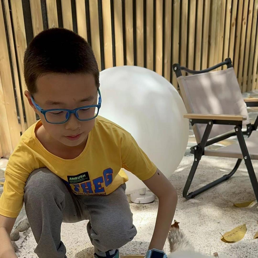 吉星高照赵一冰头像