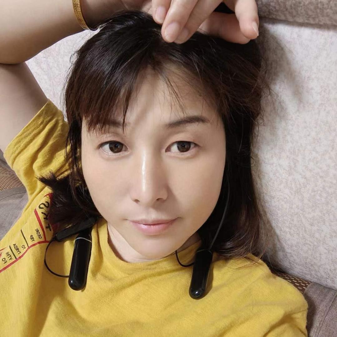 开挖机的女汉子