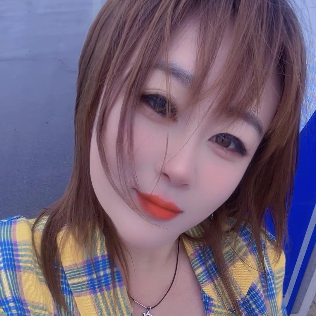 蓝曲翼