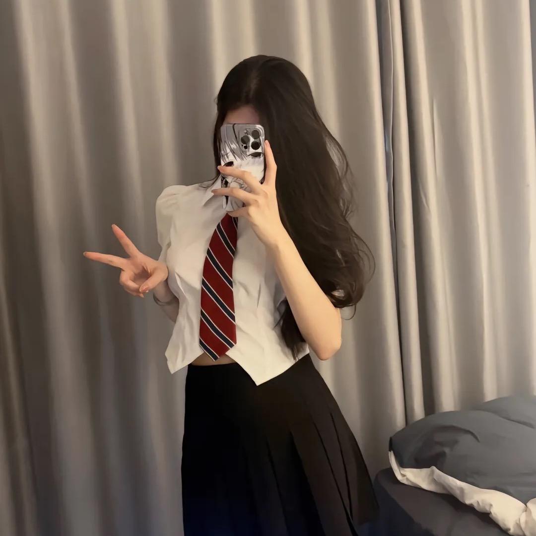 40298557650