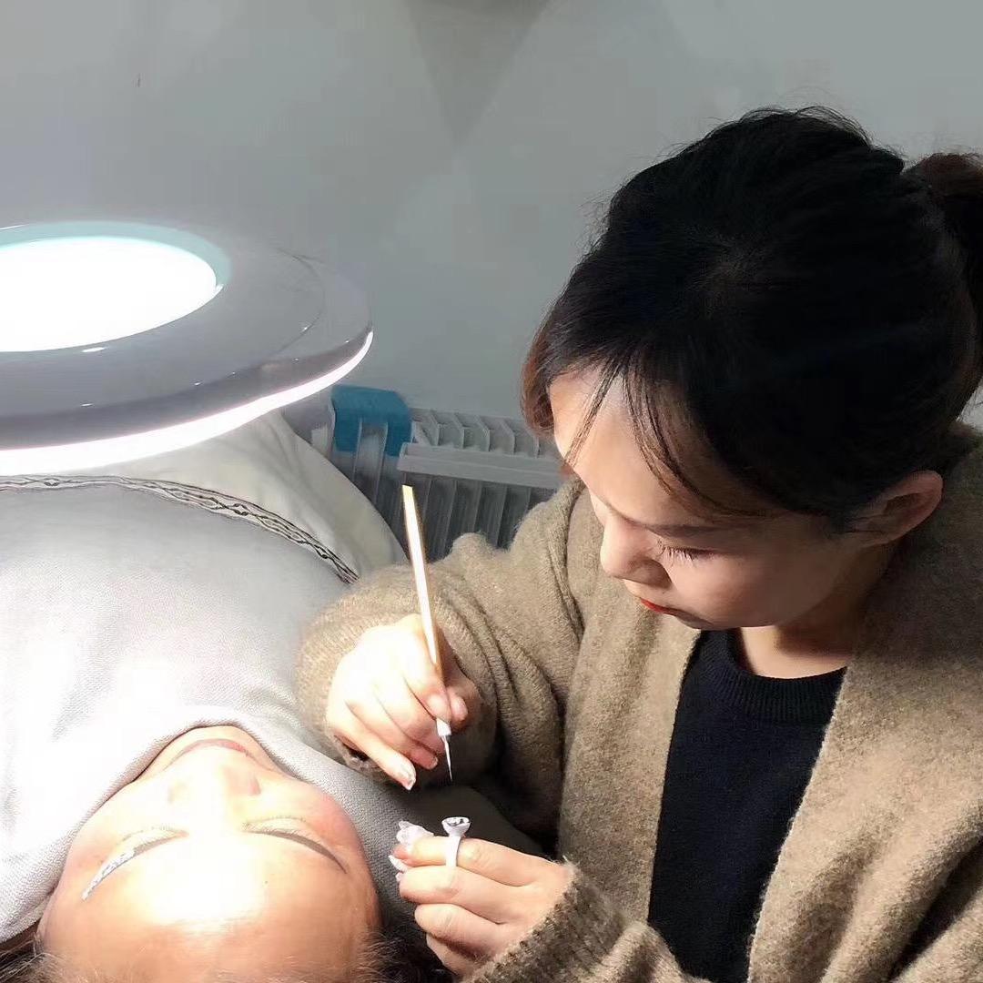 眉毛邓老师（jiao徒）