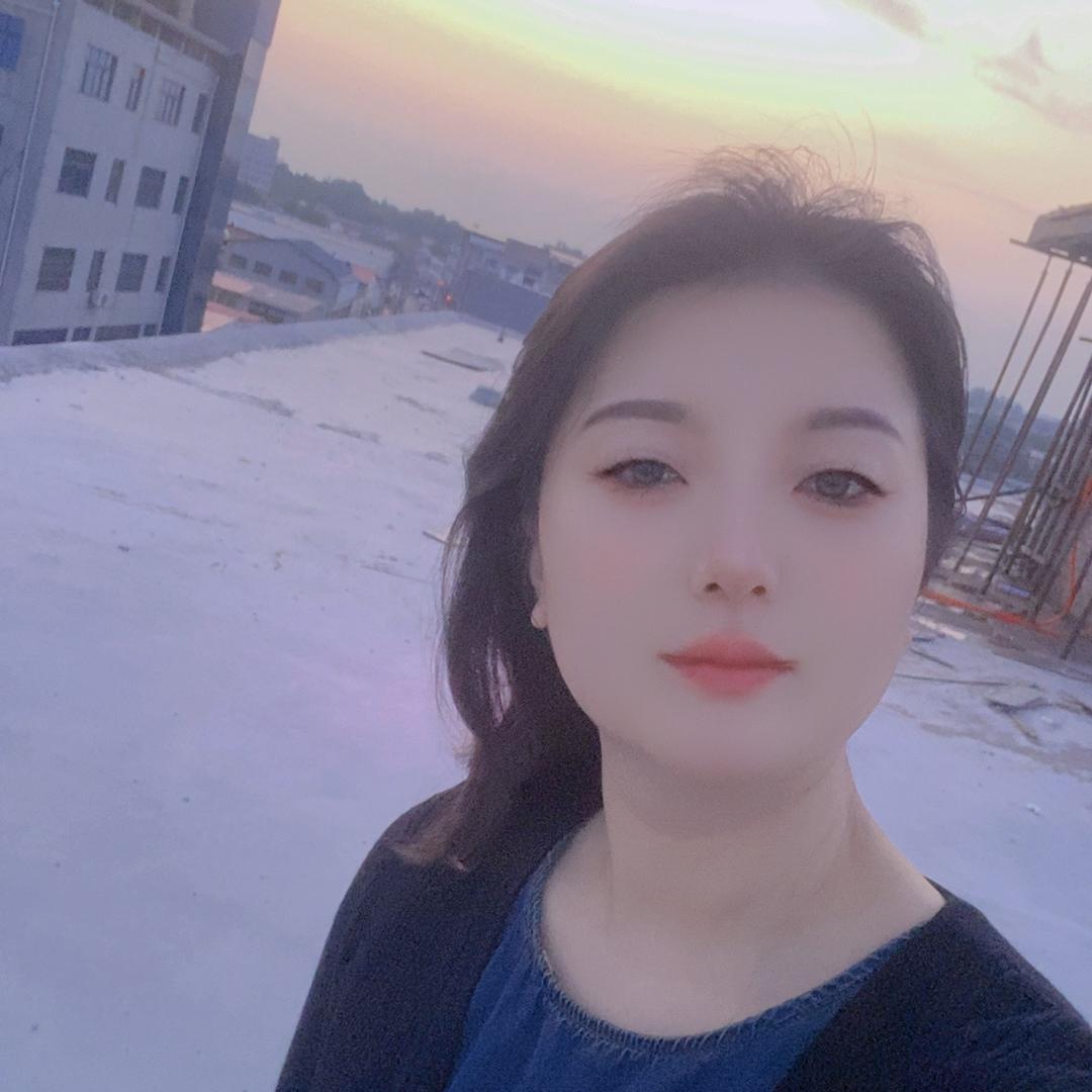 邳州丽娜精品女装