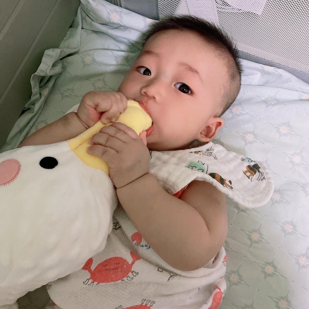 崇州市小东街2元生蚝