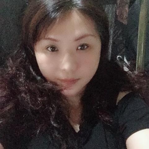 伊伊.