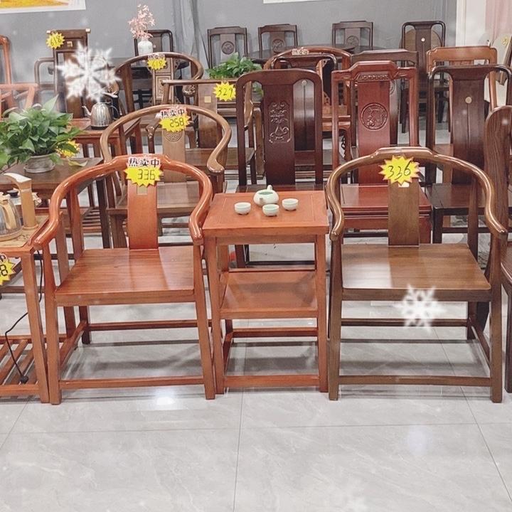 兵哥餐桌椅