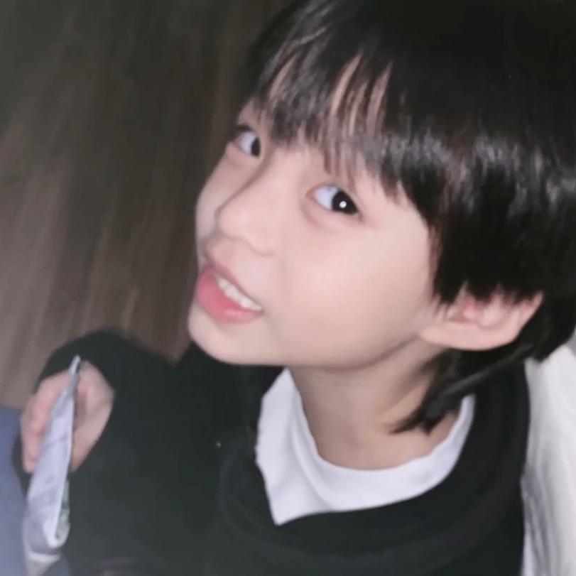 小小宇 ͏