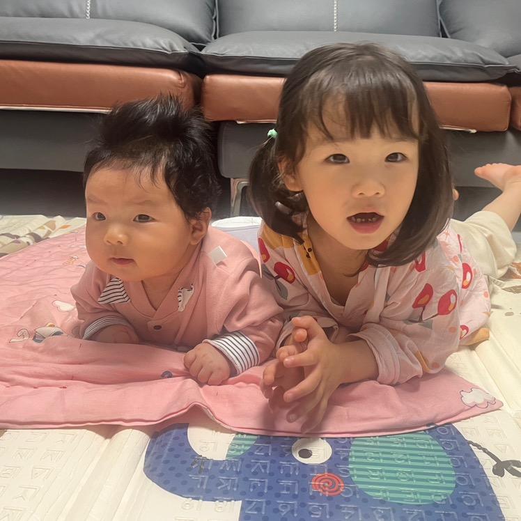 开心和甜心🥰