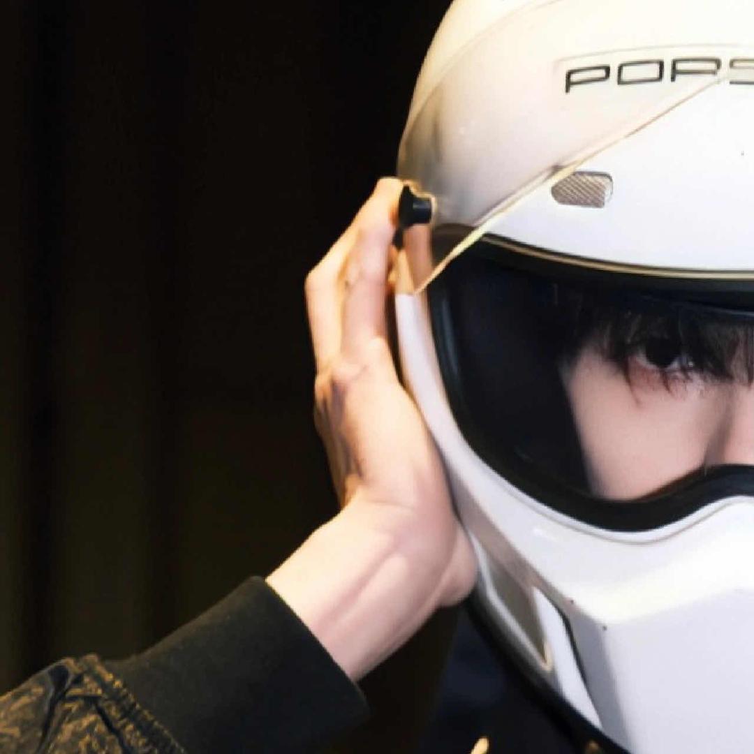 李无忧。。。。。。