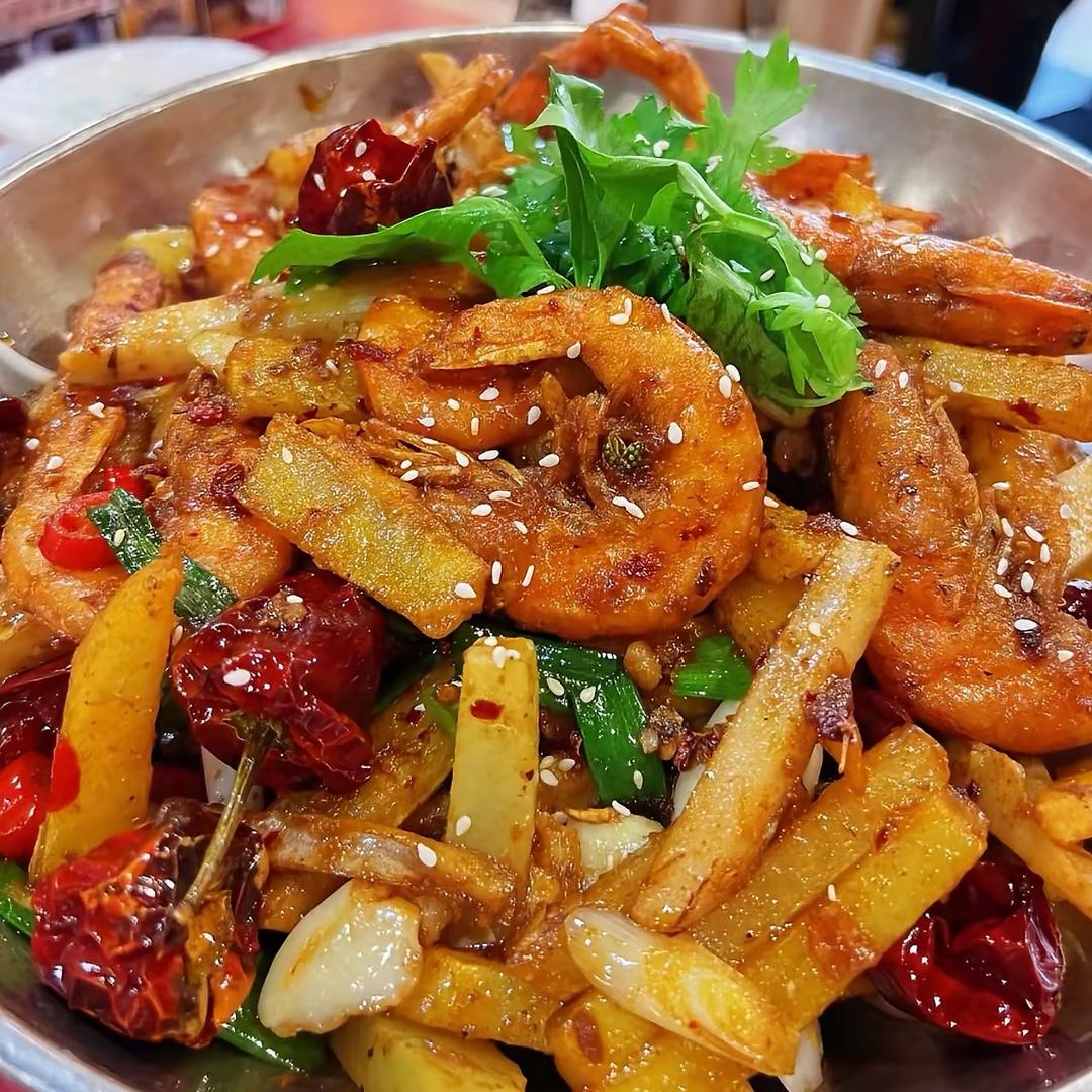 香辣虾，铁锅炖