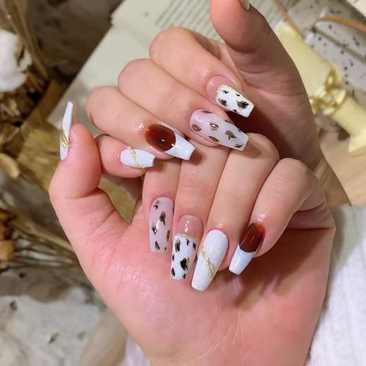 小窗美甲·美颜馆（南充二店）