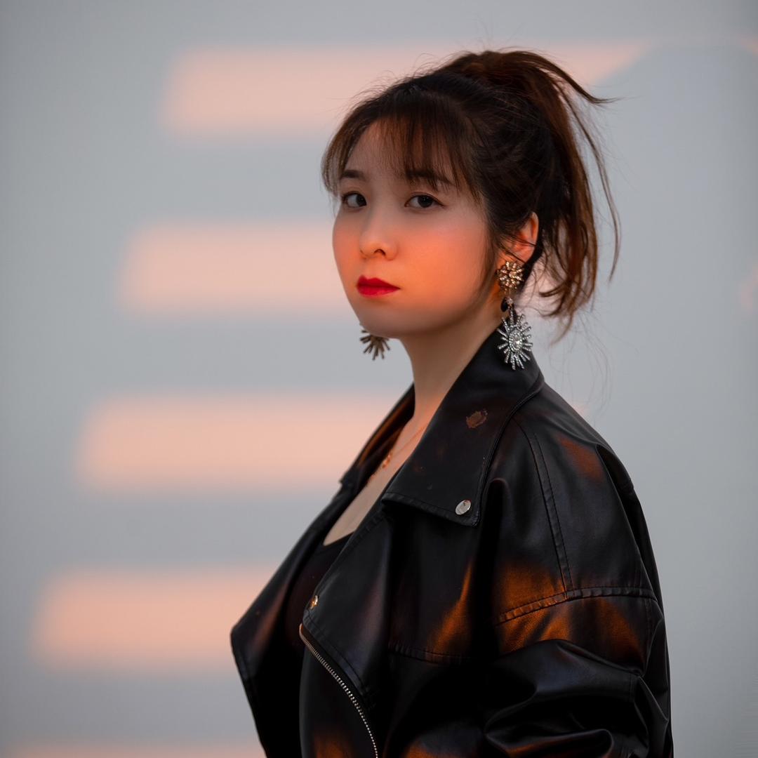 左肩°
