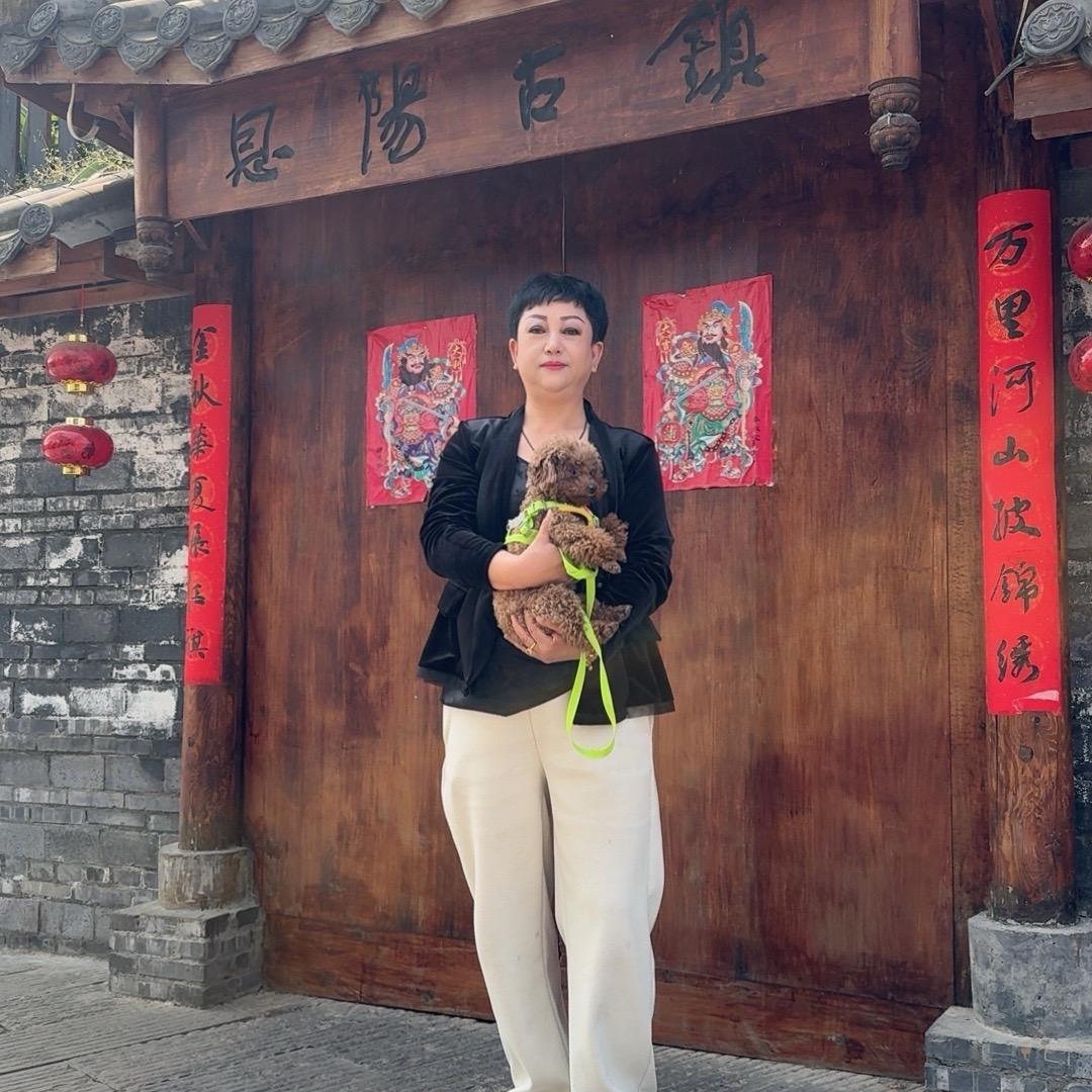 一片洁白的云🎵