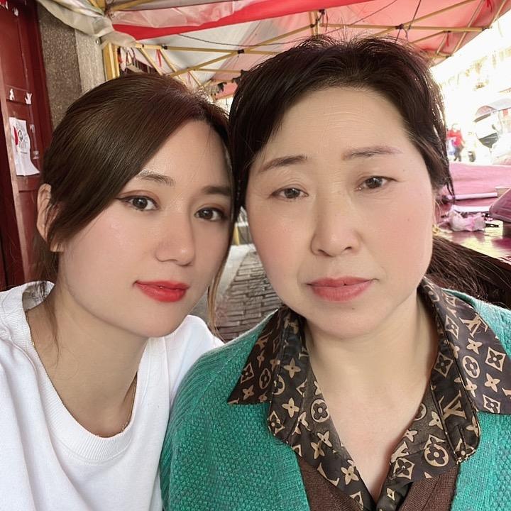 秦农女人