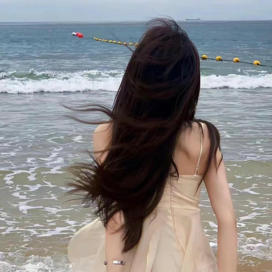 专属你的女王🌈