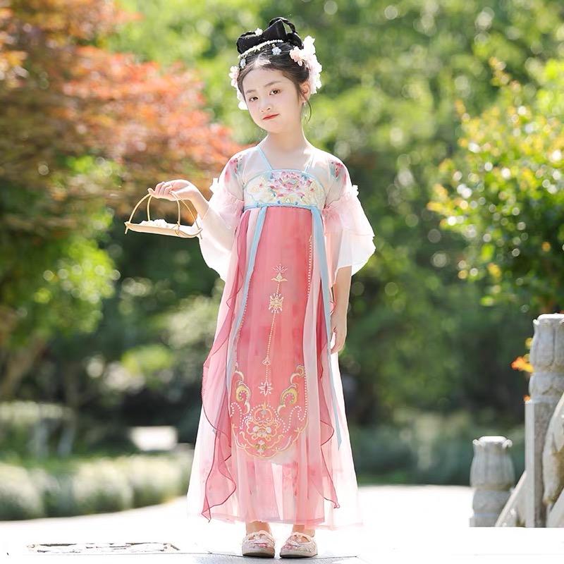 字正腔圆童装汉服