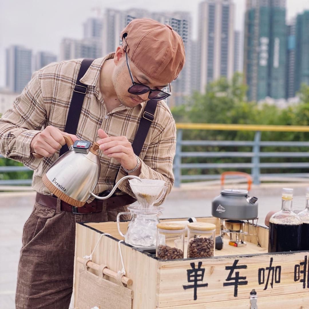 单车咖啡浓生生