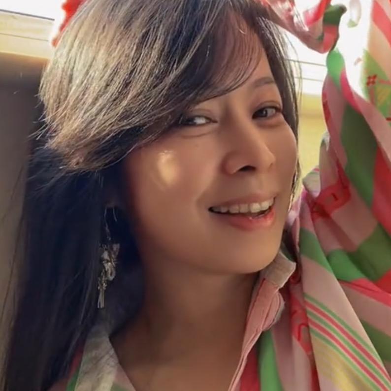 晓庆妹妹（谁评论我性感，我拉黑谁）