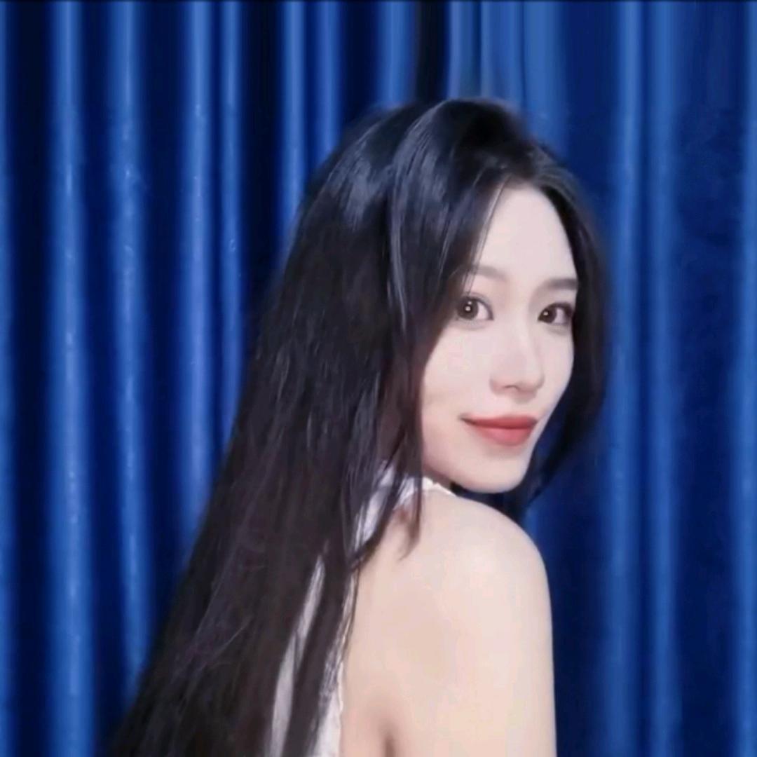 合理合法发财的绝世大美女