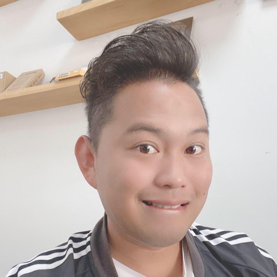 財爺UP二手车