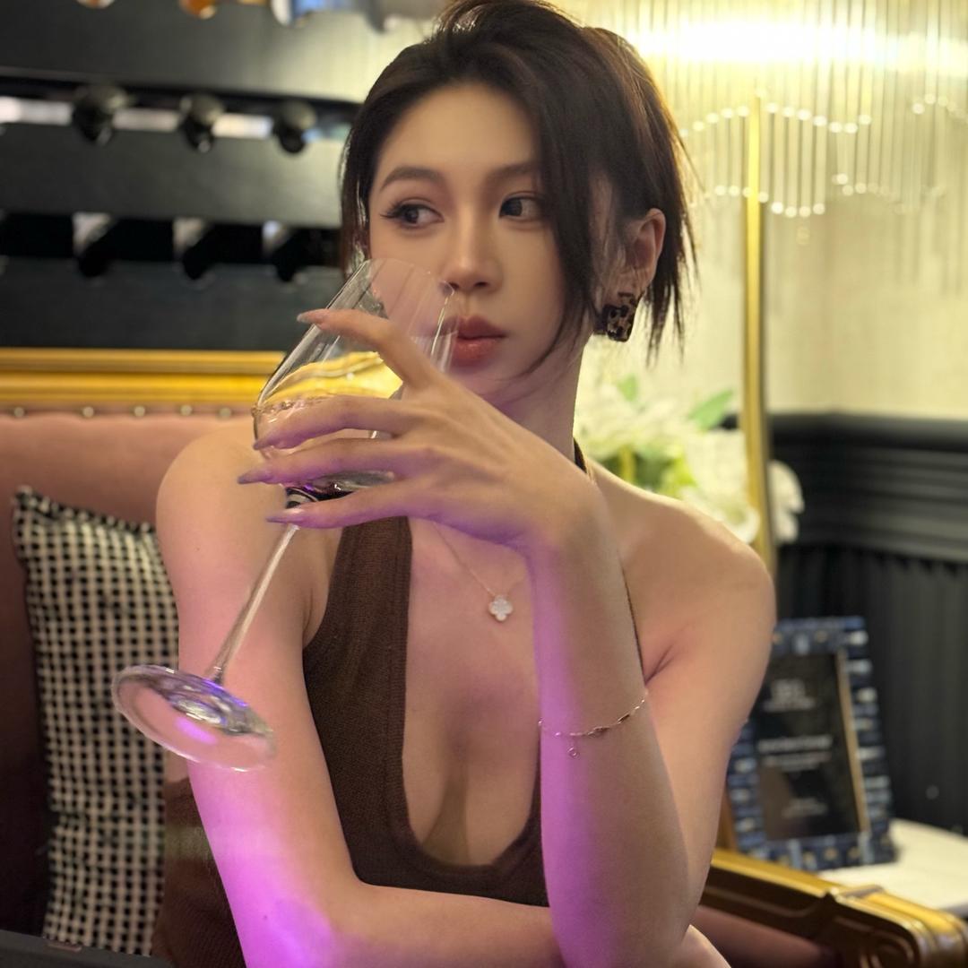 Jessica 夏