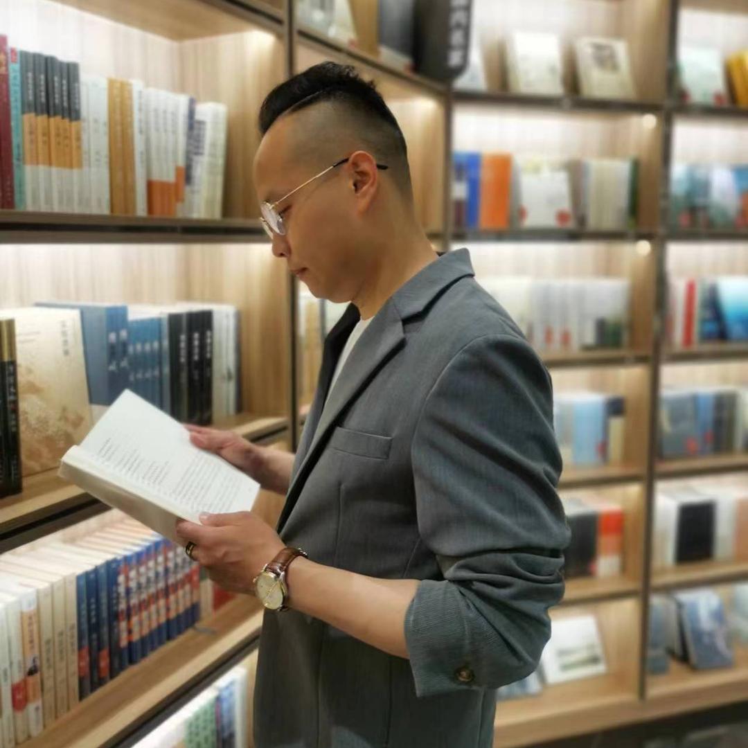 黄石辉哥汽车划痕修复