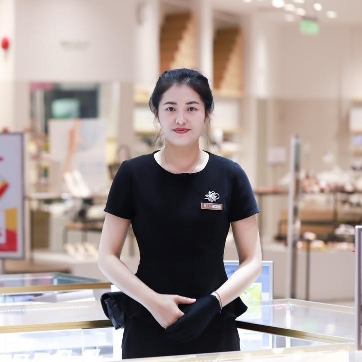 湛江福生生珠宝鼎盛店吴翠盈