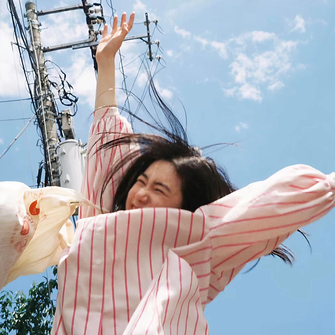 嬌.