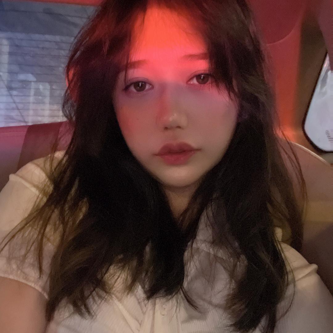 正经甜诱 .