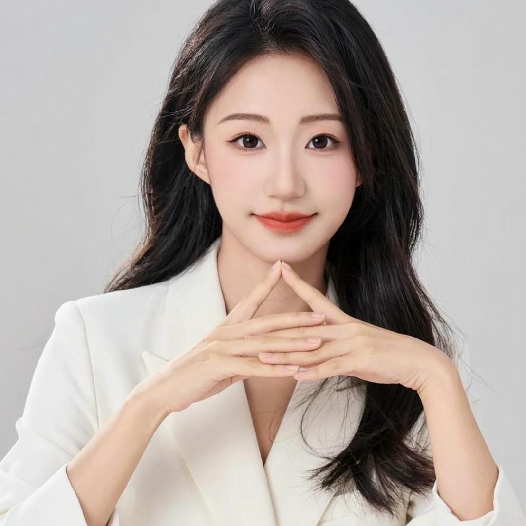 昆明小何聊房