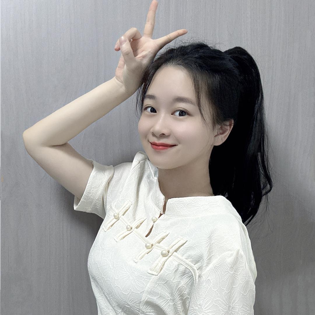 小柒柒👑