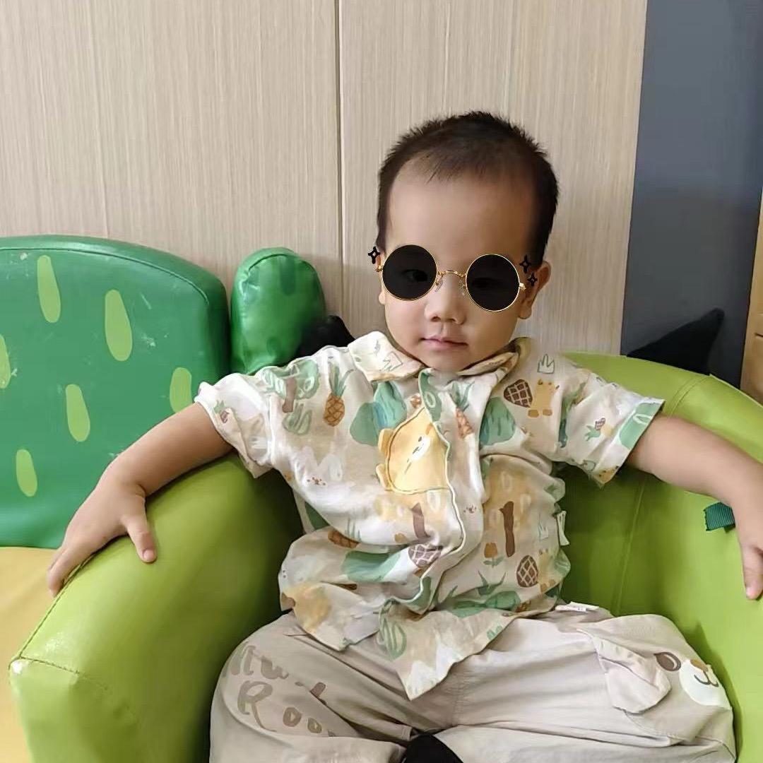 小奶龙成长记