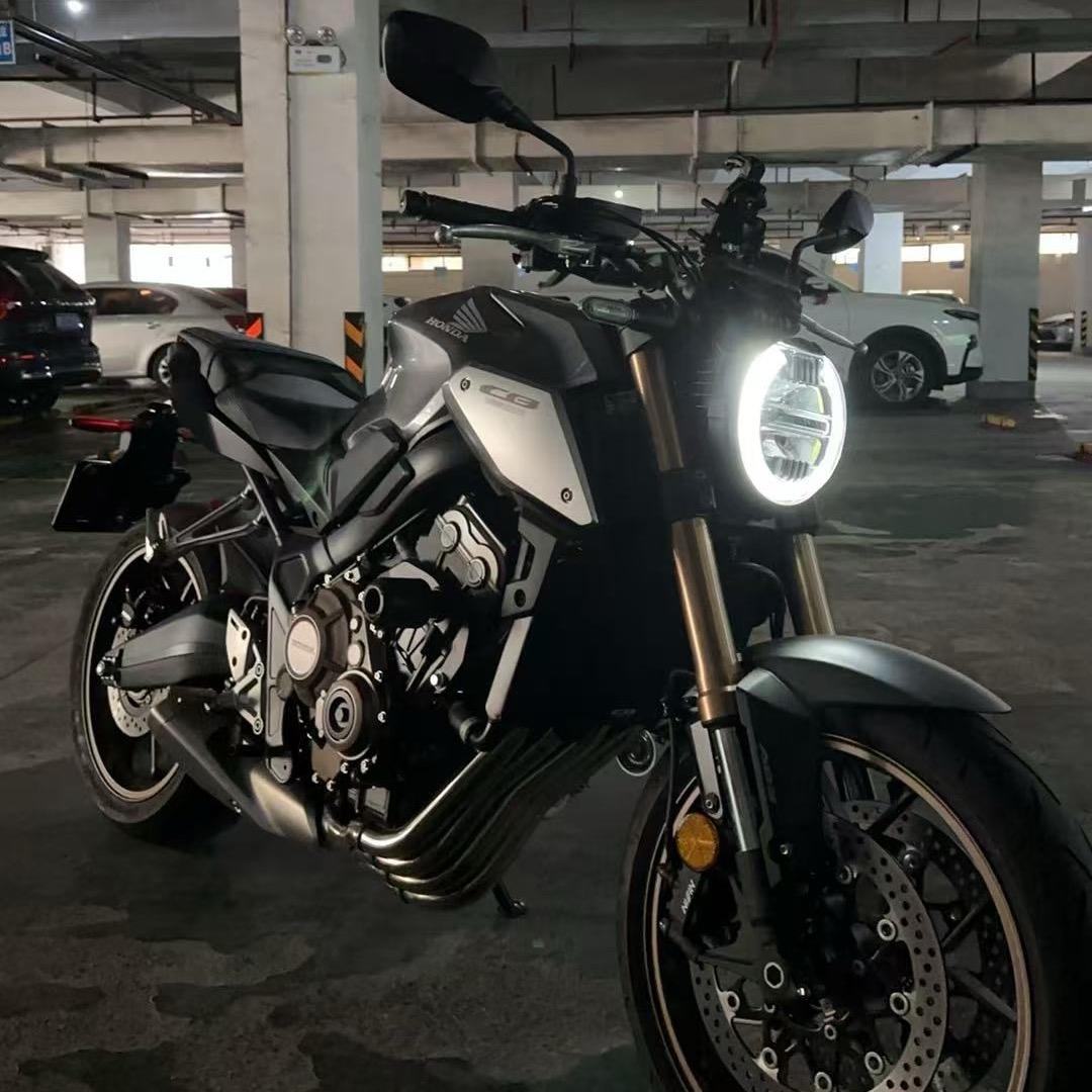 随风.