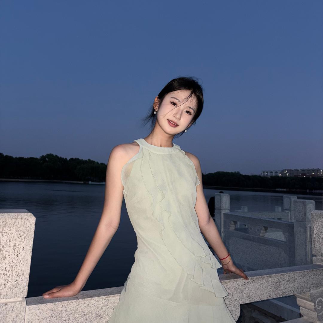 小怪兽