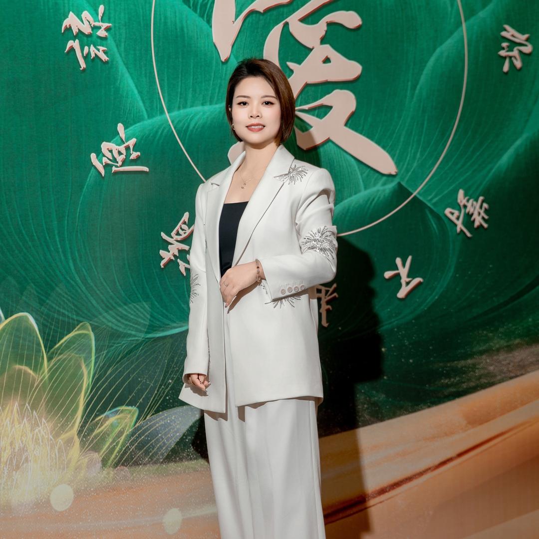 宁 檬