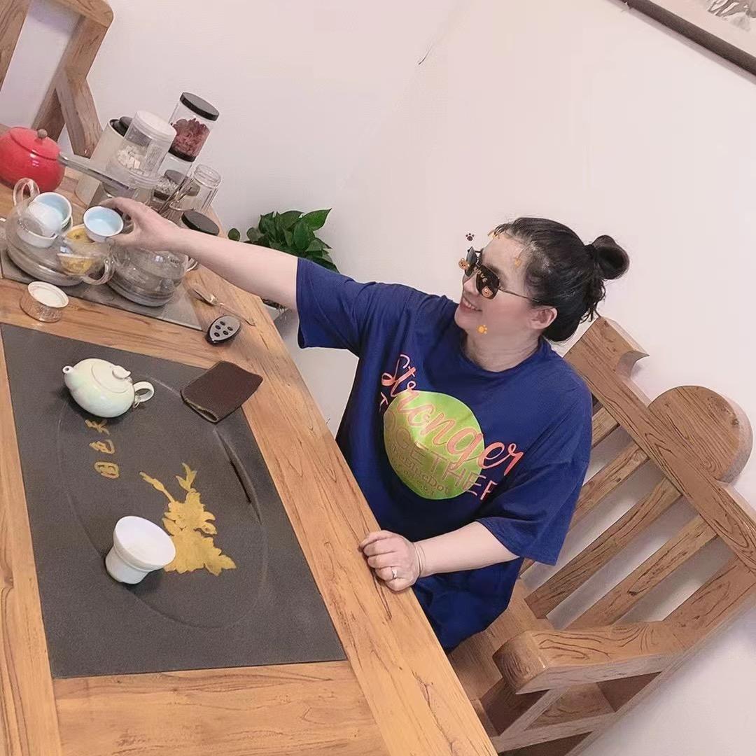 郓城轮胎姐