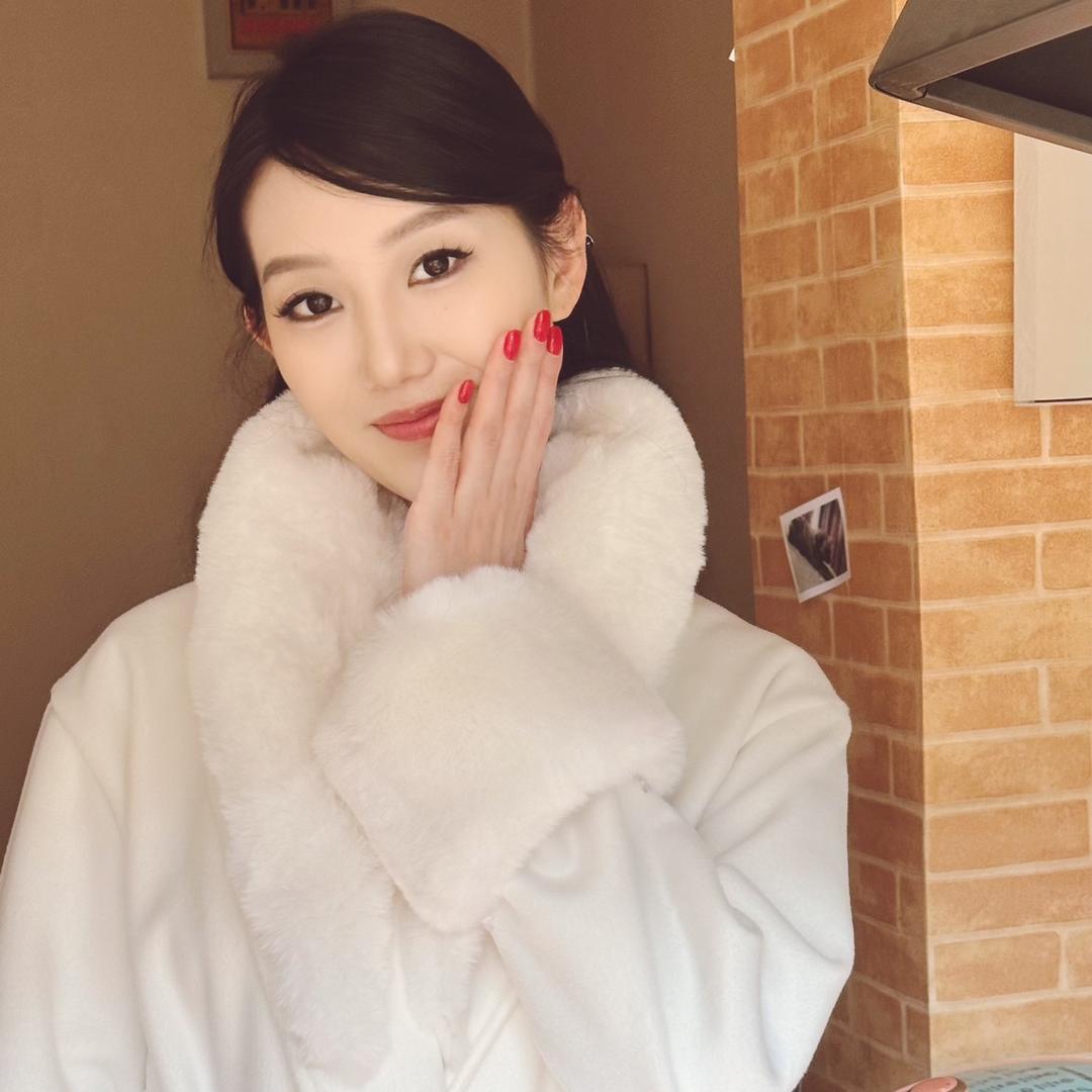 聪明的褚