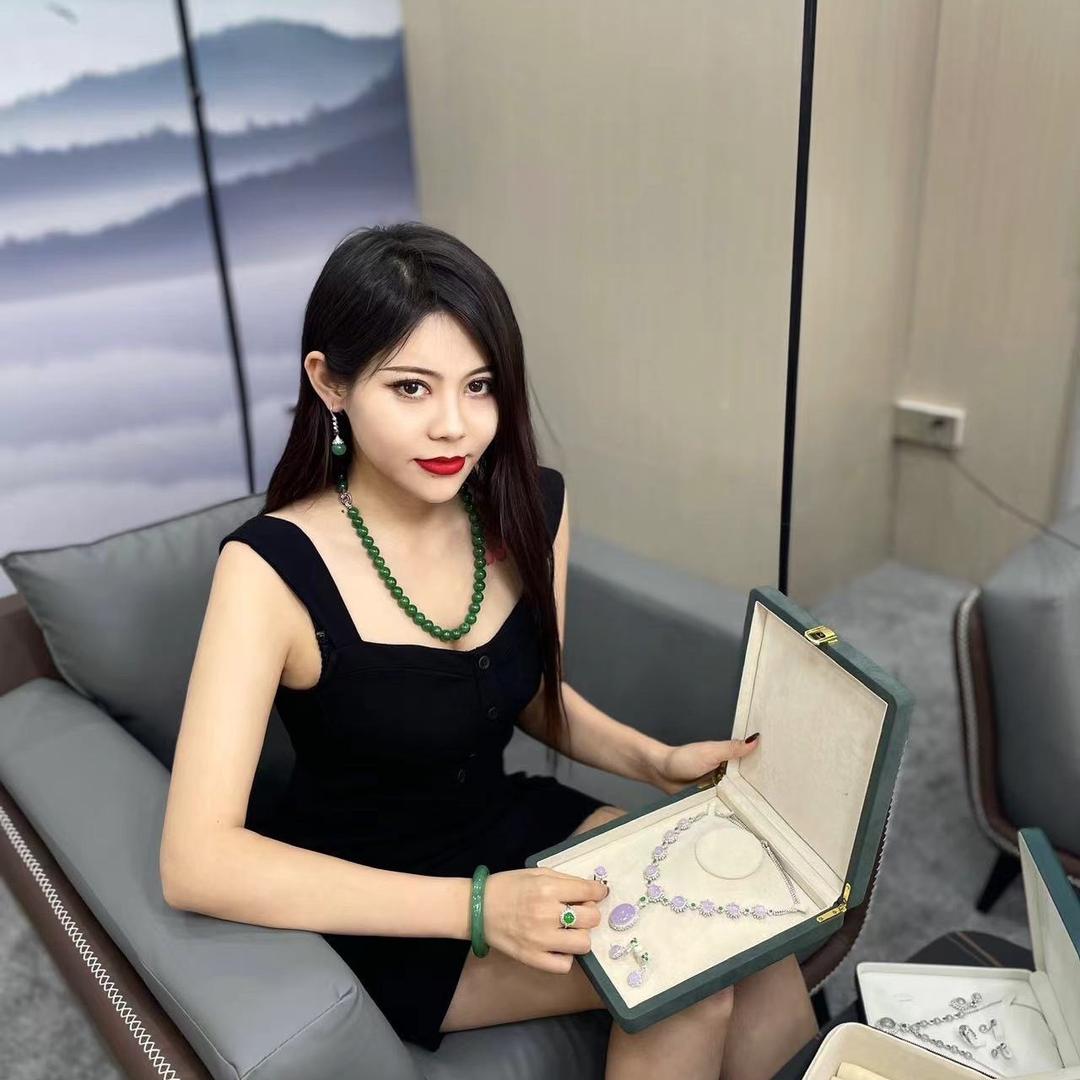 舒念珠宝