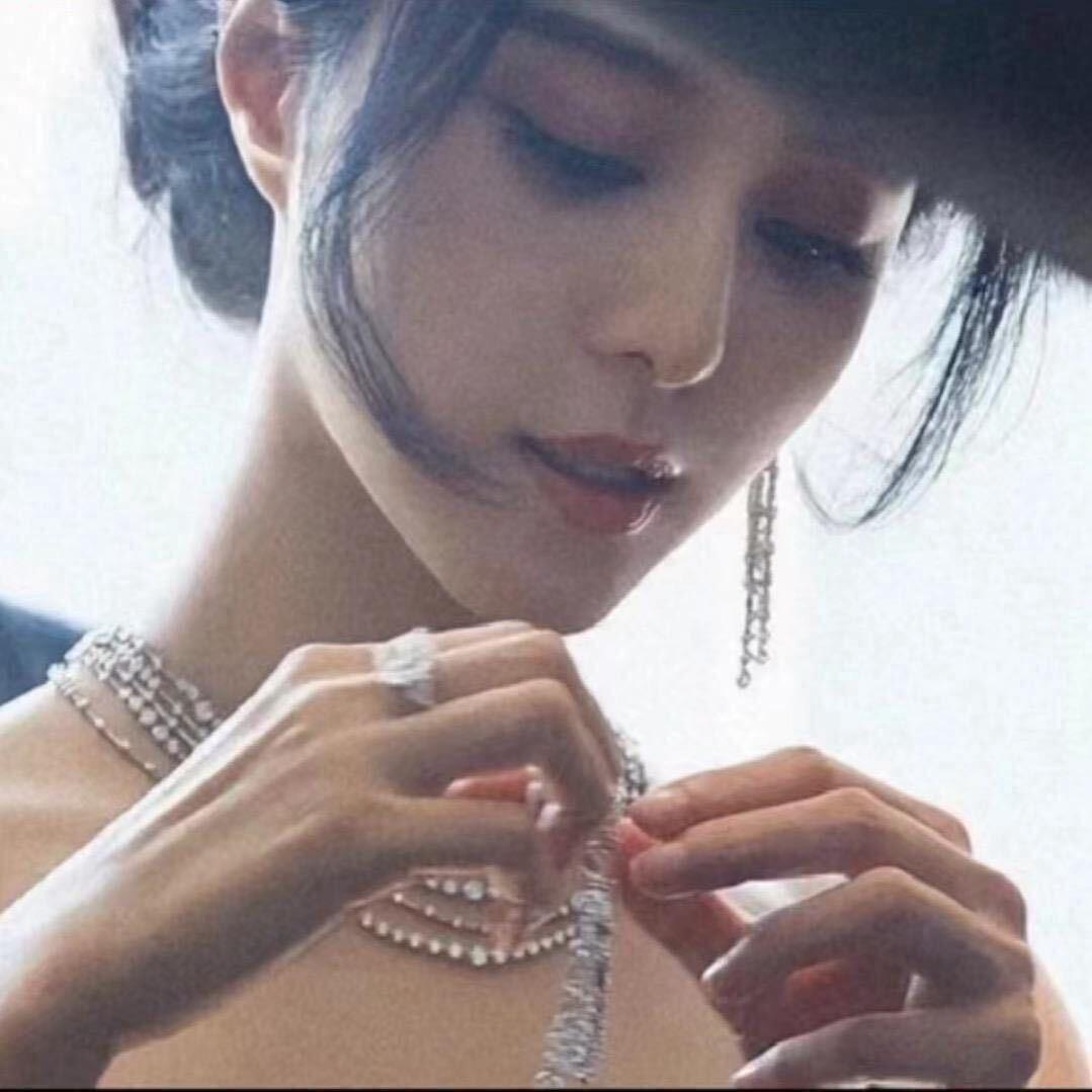 小艾同学👩‍🎓