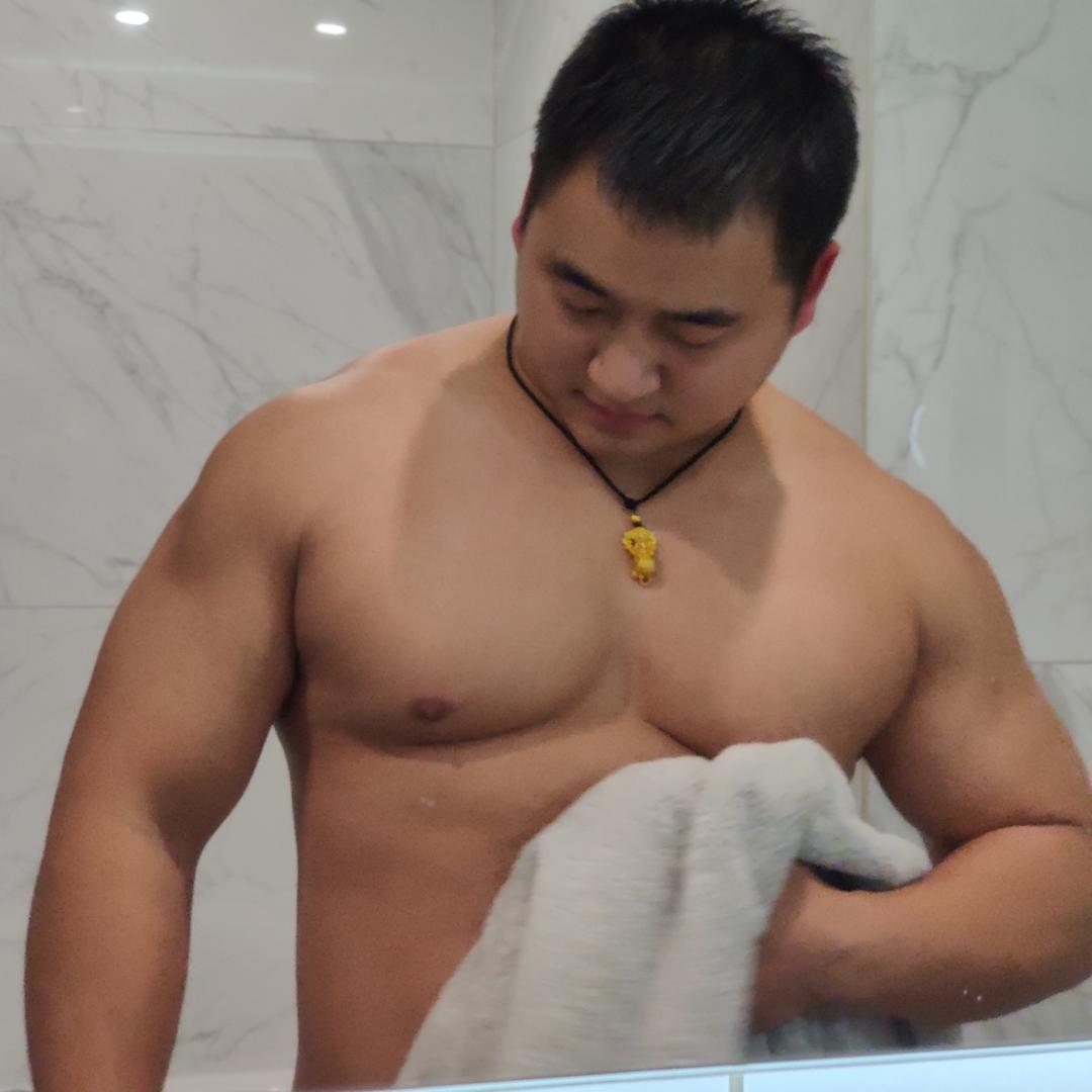 林慕晨
